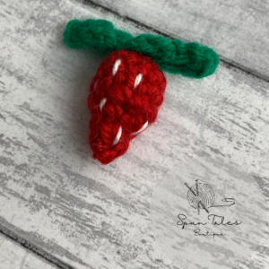 tiny crochet strawberry free pattern